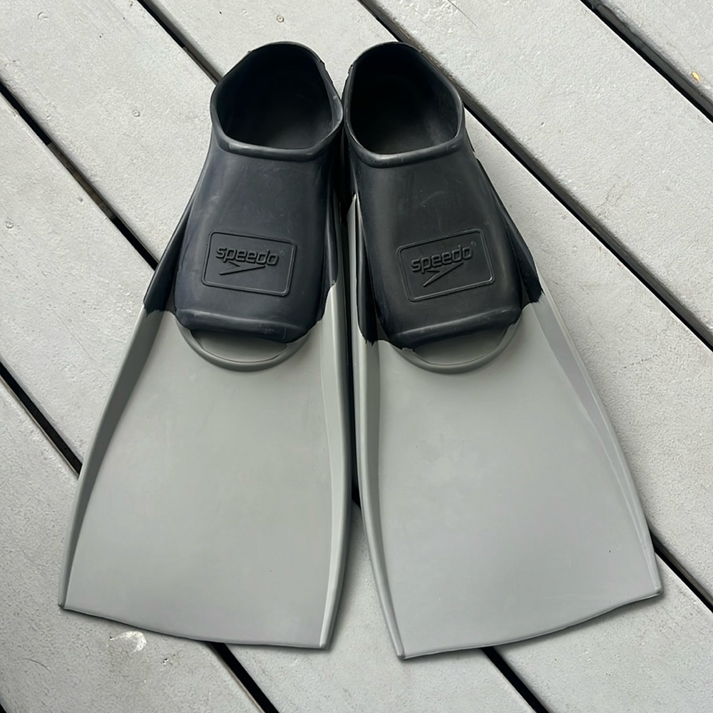SPEEDO Gray Swim Fins men’s XL shoes sz 10-11  Item 10783 Rubber